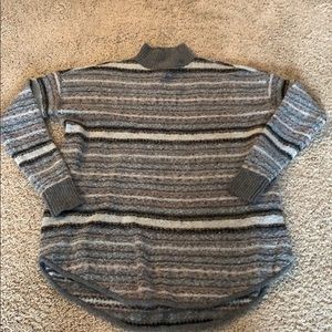 American Eagle Turtle Neck Sweater